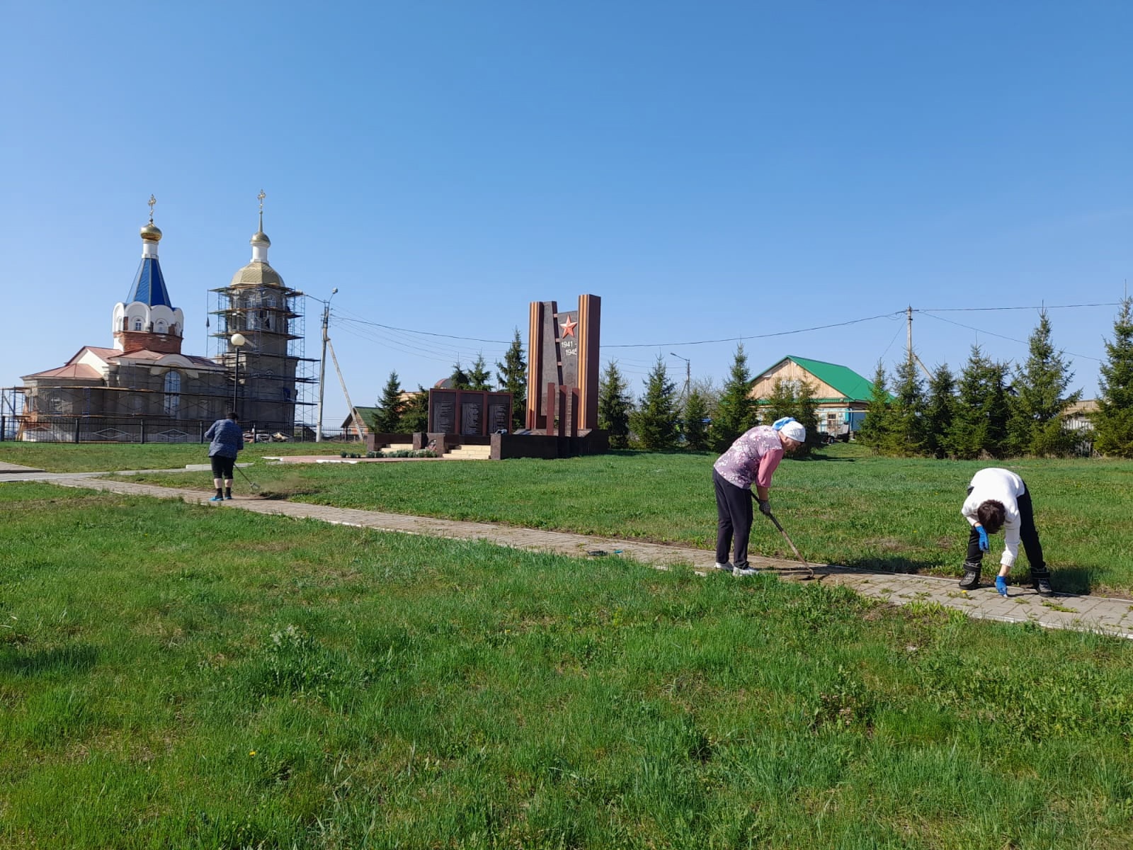 Субботник в с.Новые Верхиссы и с.Старые Верхиссы.